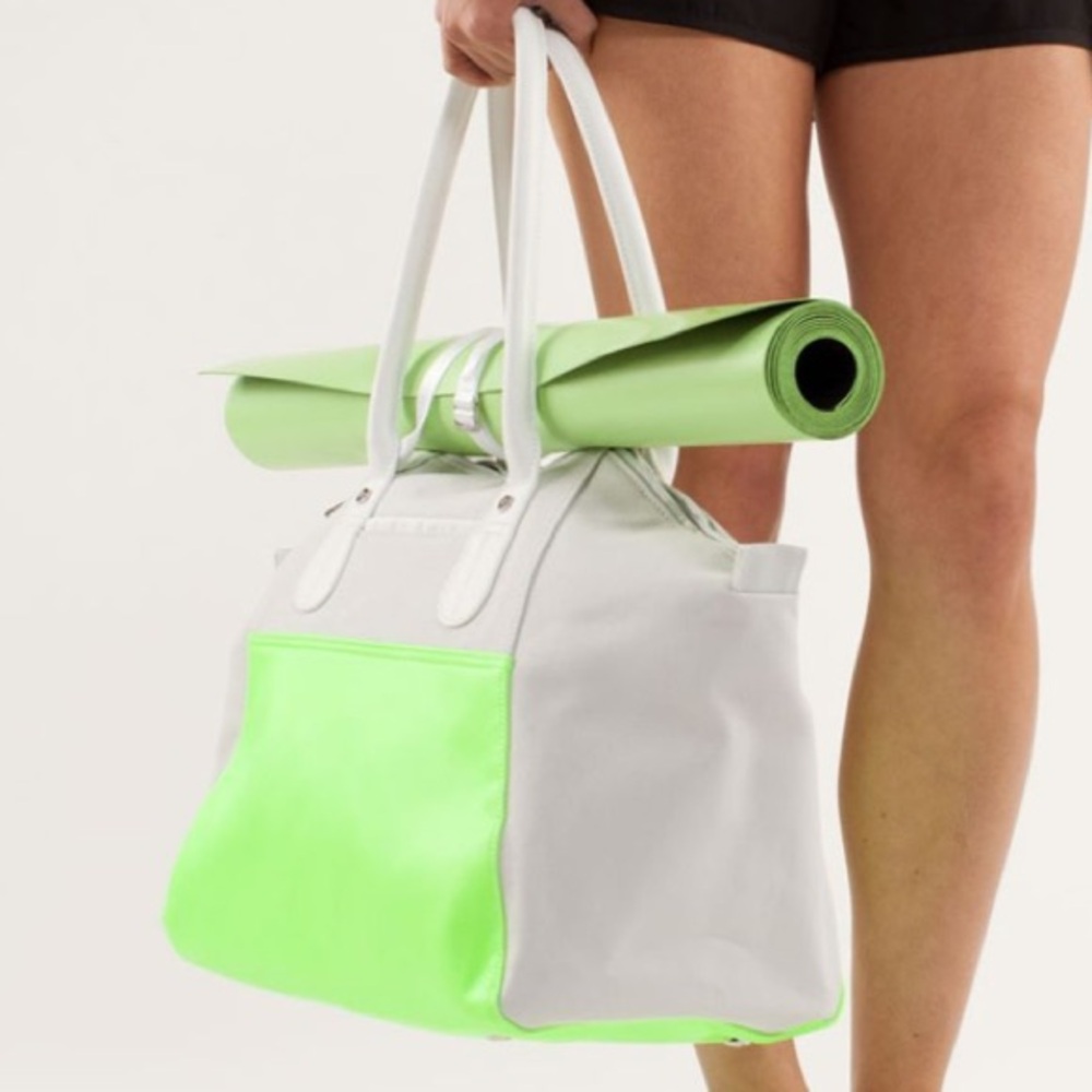 Lululemon Vinyasa To Vino Bag